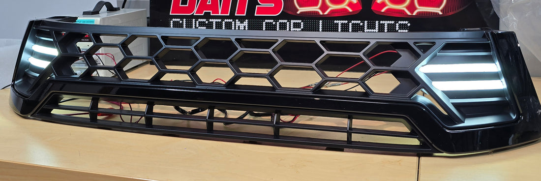 Toyota Hilux N80 2015-2018 grille