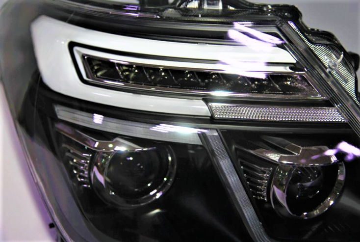 Nissan Patrol 2012-2018 Y62 Projector LED Black Headlights with DRL and Switchback Indicator Blinker - Dan's Custom Car Lights
