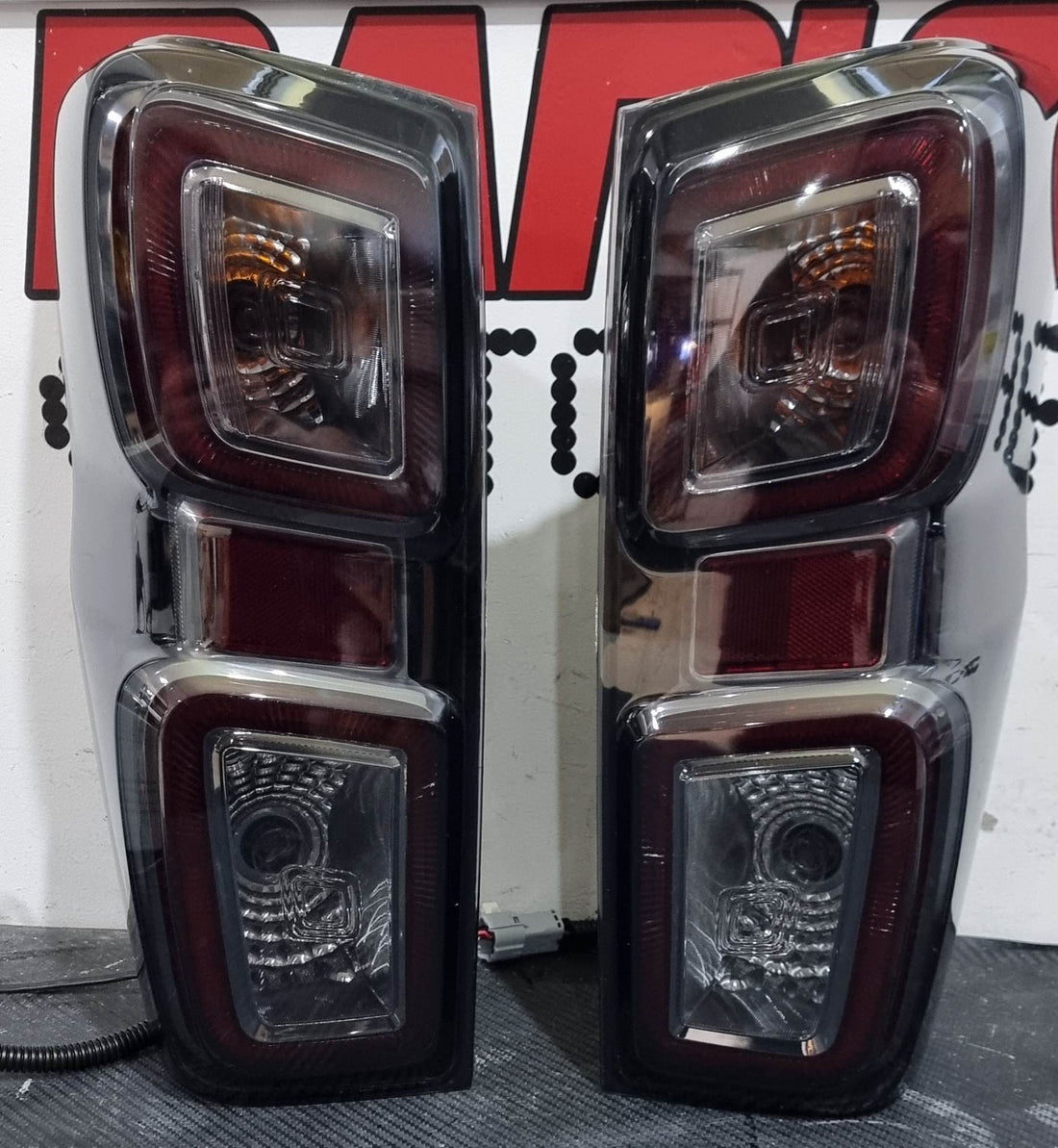 Brand new aftermarket tail/rear lights for Isuzu Dmax 3rd Generation 2020-2021 LHS +RHS - Dan's Custom Car Lights 