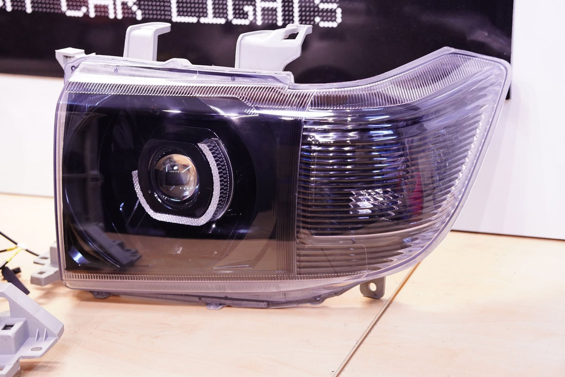 Toyota Landcruiser VDJ 70/76/78/79 series 2007-2019 Headlights with 5D White/Amber rings, Projectors and Blacking out