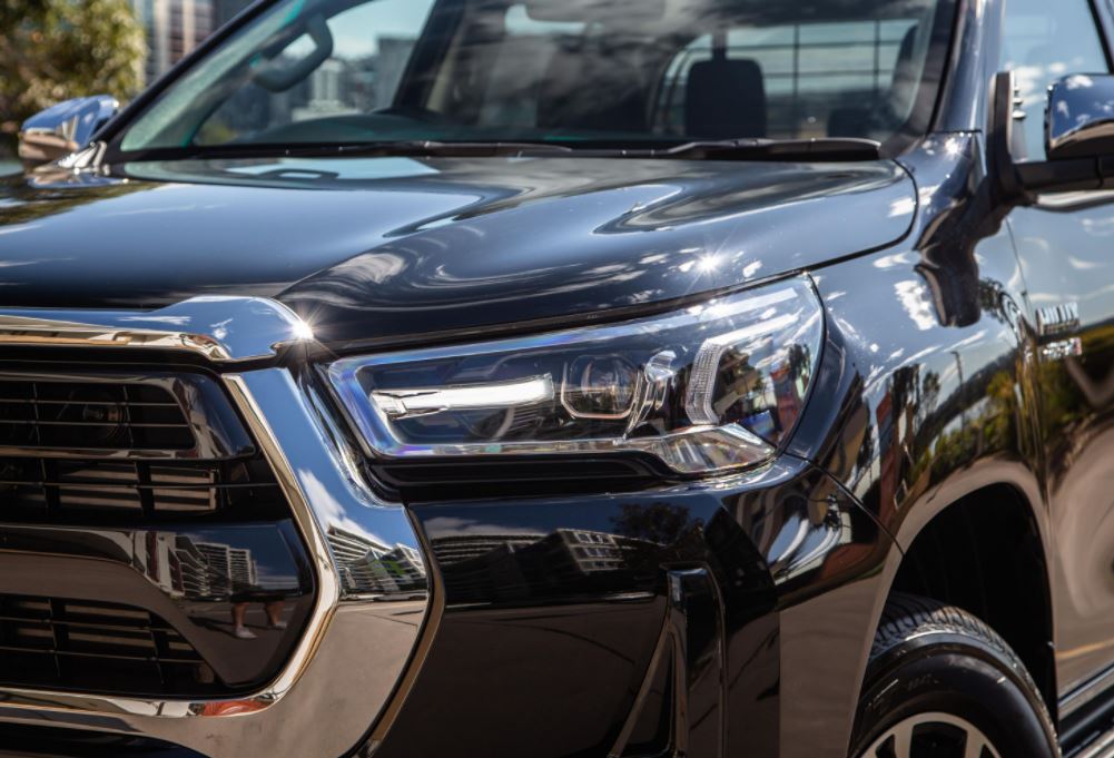 Toyota Hilux N80 2020-ON LED Projector SR SR5 Headlights with White DRL Indicator - Dan's Custom Car Lights 