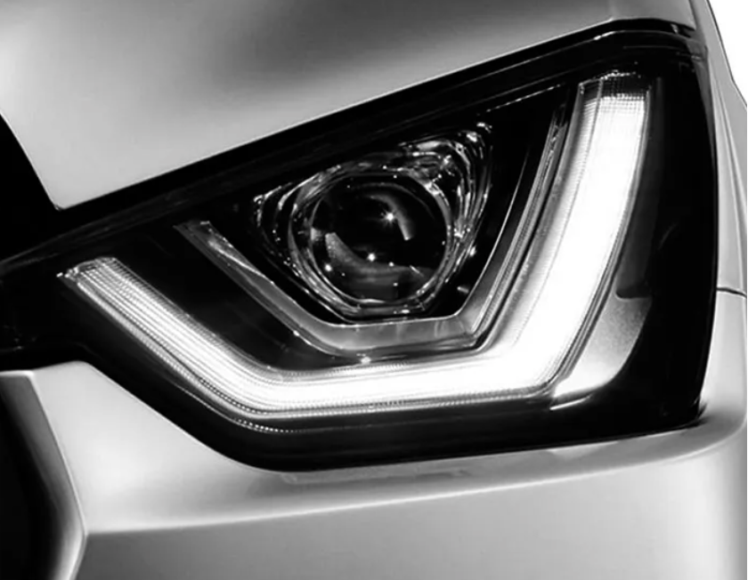 Isuzu Dmax 2021-ON LED Projector Headlights with White DRL LHS + RHS - Dan's Custom Car Lights 