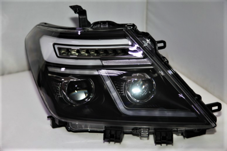 Nissan Patrol 2012-2018 Y62 Projector LED Black Headlights with DRL and Switchback Indicator Blinker - Dan's Custom Car Lights 